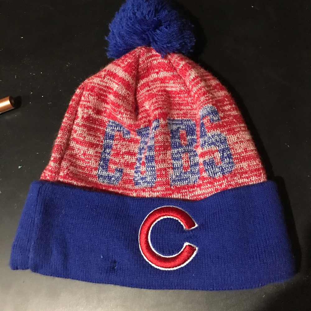 New Era Cubs beanie
